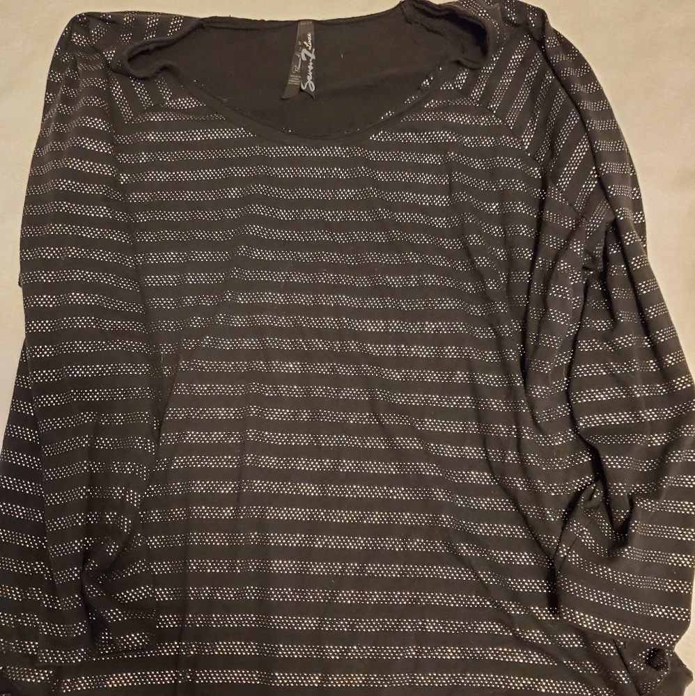 Metallic top